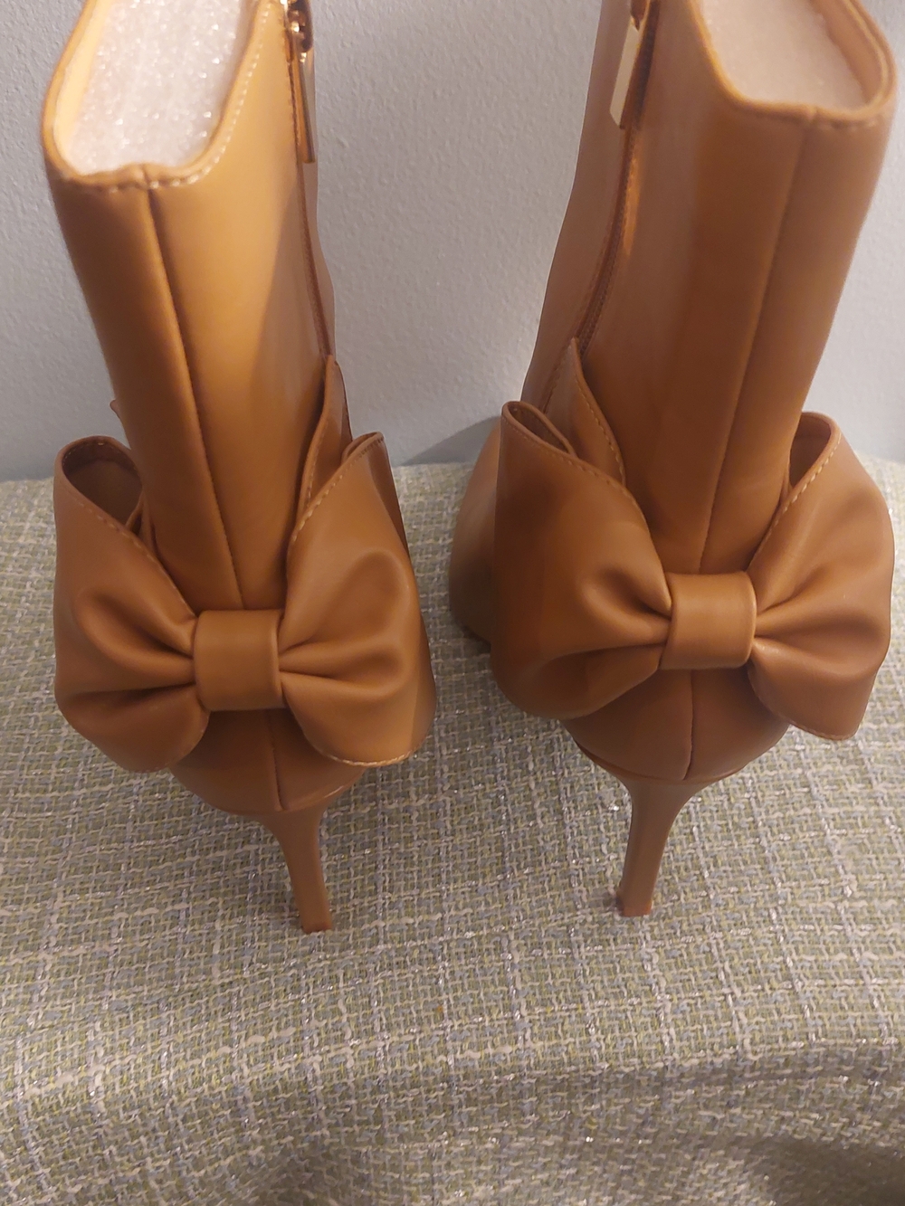 Pointed Toe Mid-Calf Heeled Boots with Decorative Side Bow in Camel - Picture 4 of 6